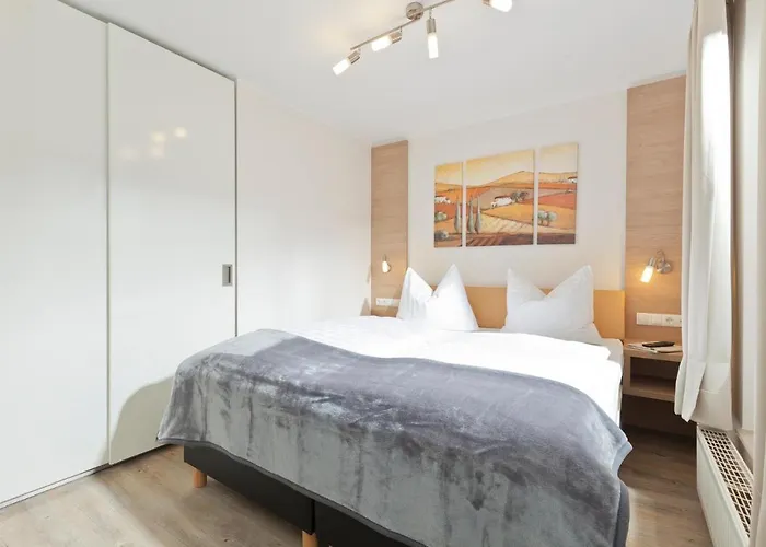 Petrina Whg 5 アパート